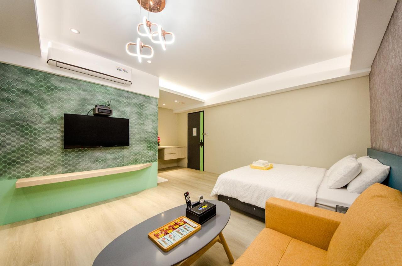 安尼赫時尚旅店 Anich Fashion Inn I 墾丁大街 I 親子遊戲區 I 停車位 Εξωτερικό φωτογραφία