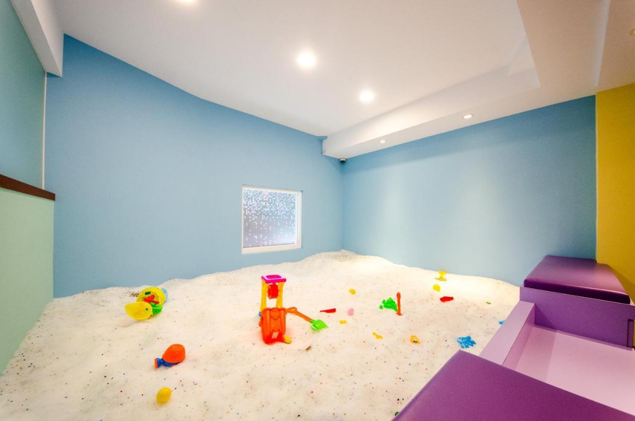 安尼赫時尚旅店 Anich Fashion Inn I 墾丁大街 I 親子遊戲區 I 停車位 Εξωτερικό φωτογραφία